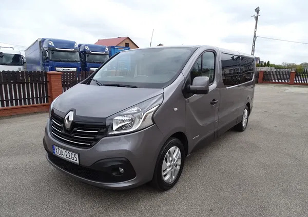 renault Renault Trafic cena 75000 przebieg: 210000, rok produkcji 2017 z Jędrzejów